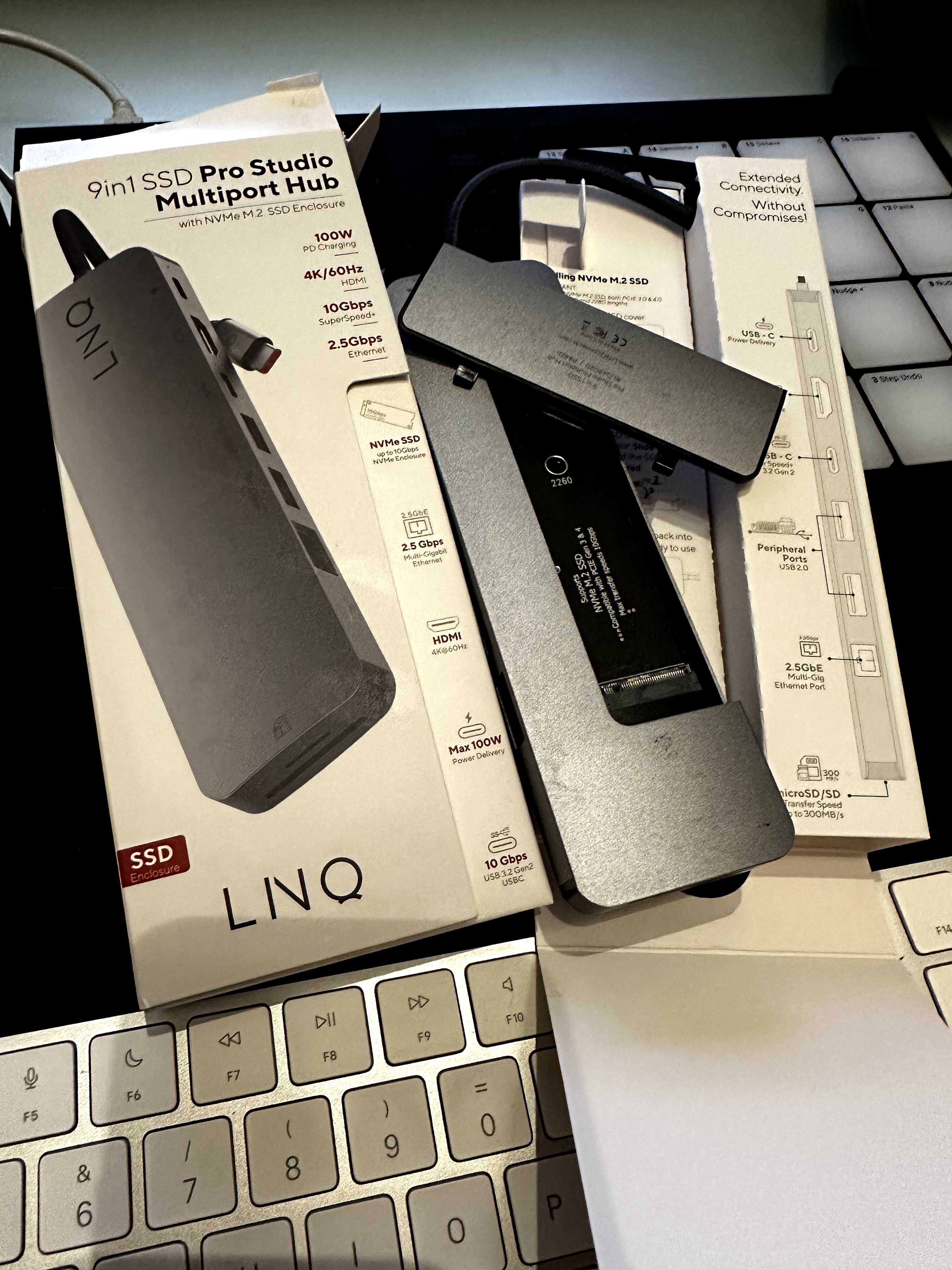Docking Station 9 em 1 com SSD - LNQ