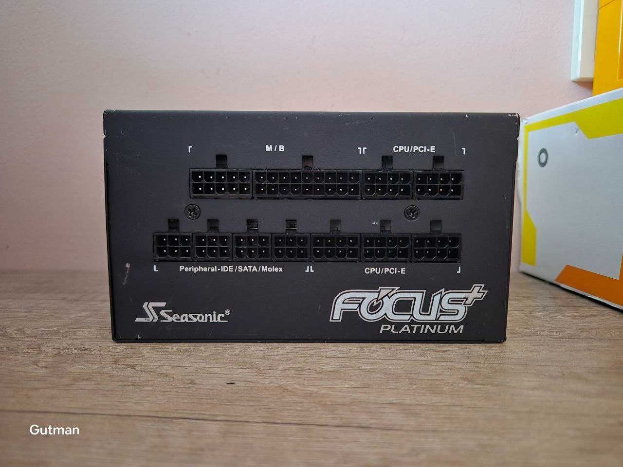 Блок питания живлення Seasonic FOCUS SSR-750PX 750W 80 PLUS Platinum