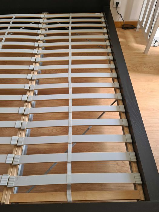 Cama 160x200 Cor preto Malm