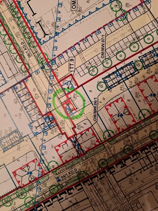 Sprzedam dwa pomieszczenia gospodarcze