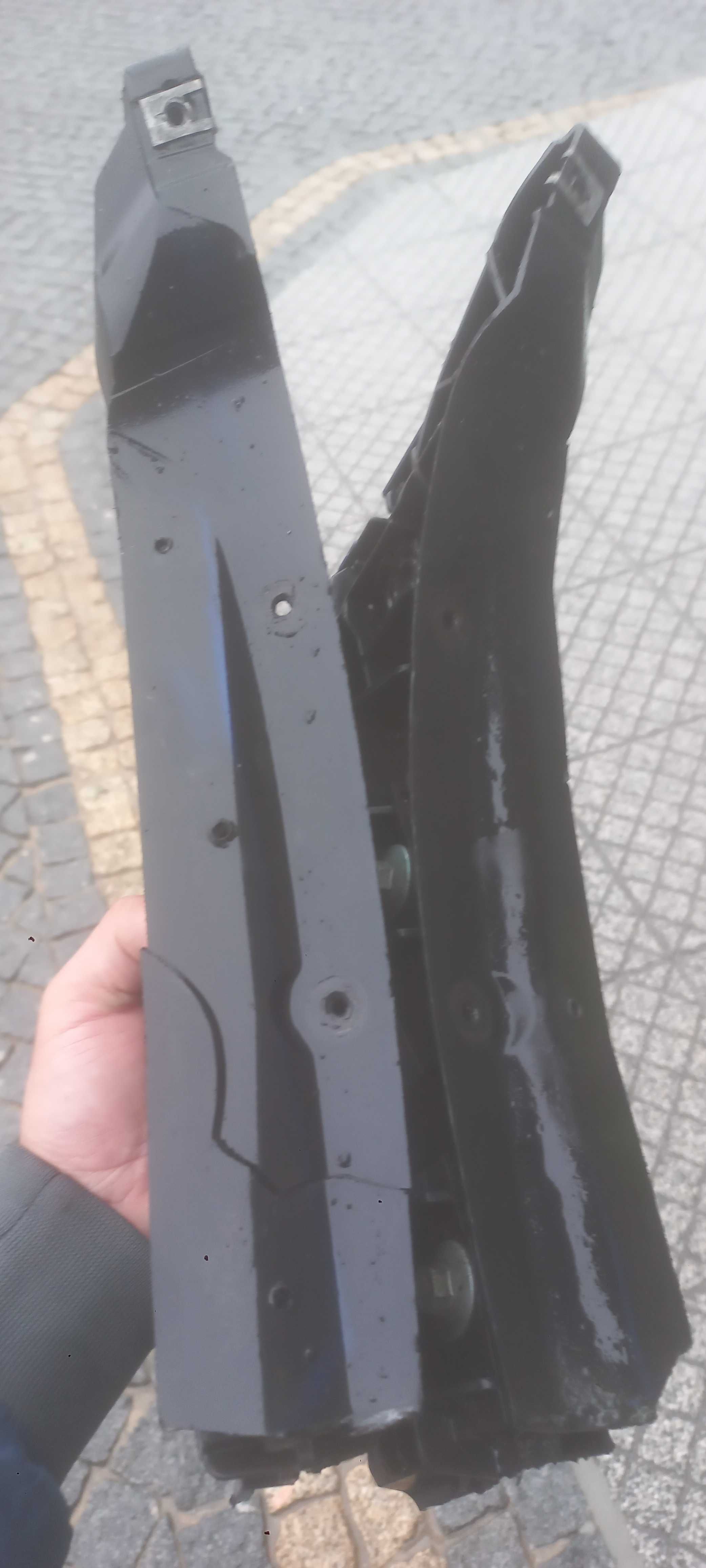 AUDI A4 B5 (8D)-Guias Para Choques Frente ORIGINAIS FACELIFT 1999/2001