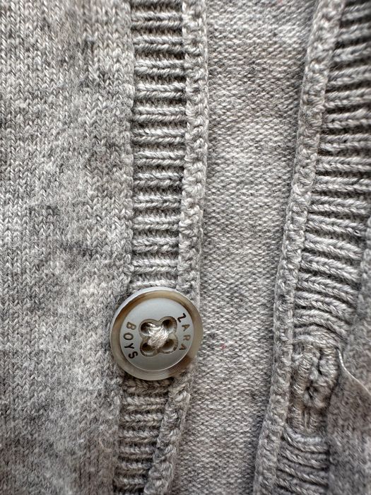 Szary sweterek chłopięcy  Zara wzrost 140 cm