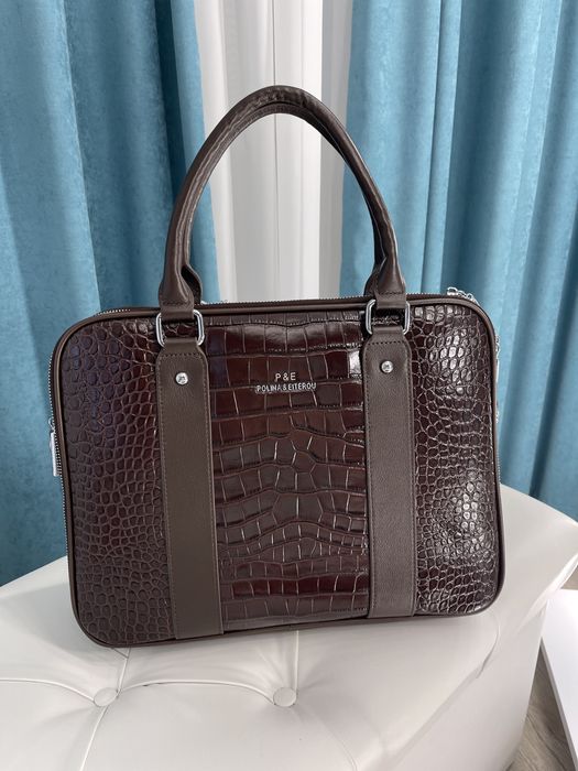 Женский портфель для документов 3 отдела кожа Портфель для документів