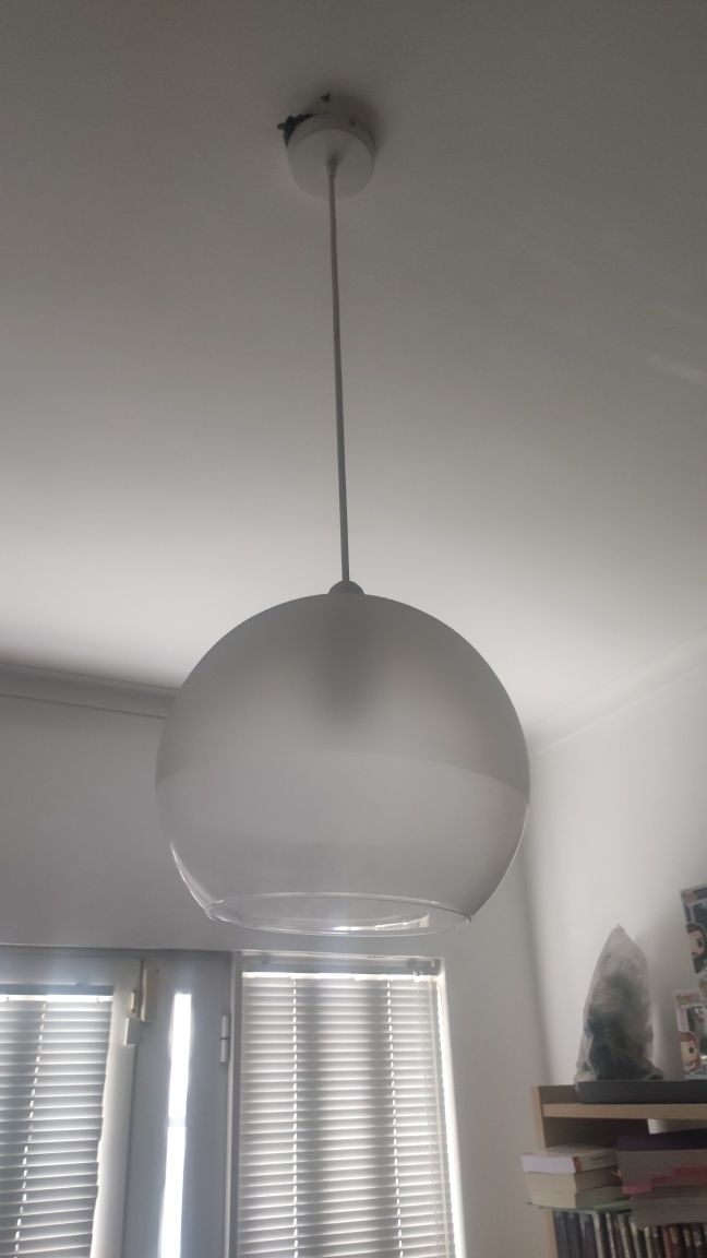 Candeeiro IKEA branco