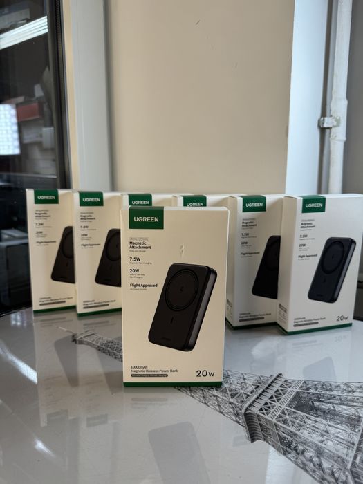 Павербанк UGREEN Power Bank 10000 mAh 20W — Wireless MagSafe зарядка