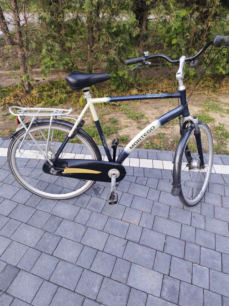 Rower montego koła 28