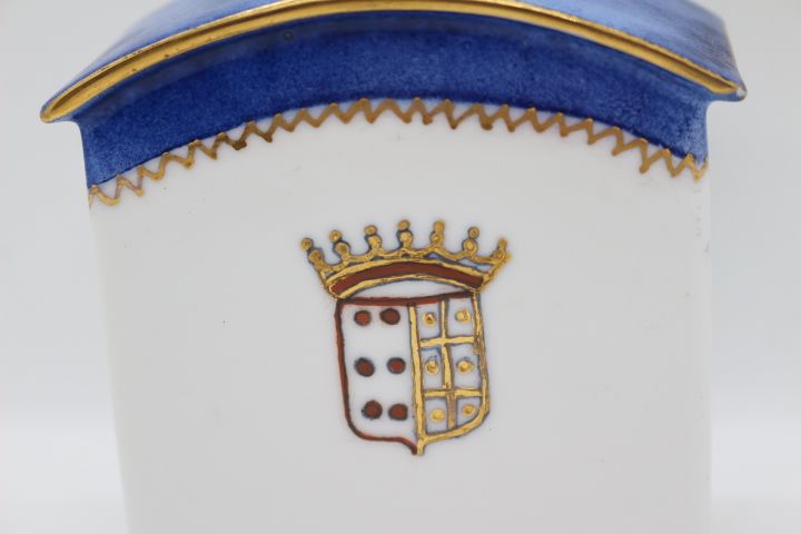 Frasco Chá Artesanal Brasonado Porcelana Portuguesa Assinado