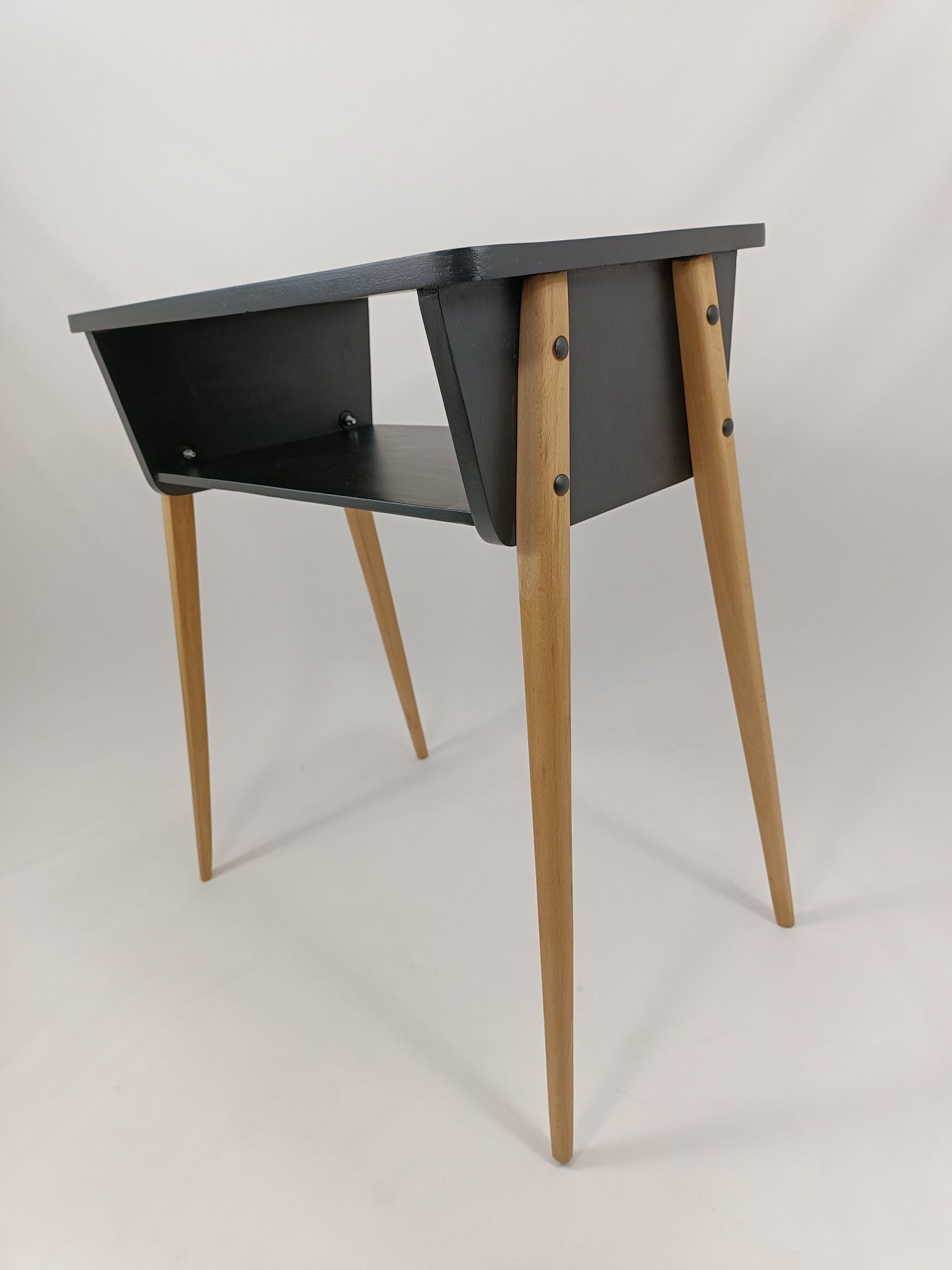 Stolik pod radio, PRL