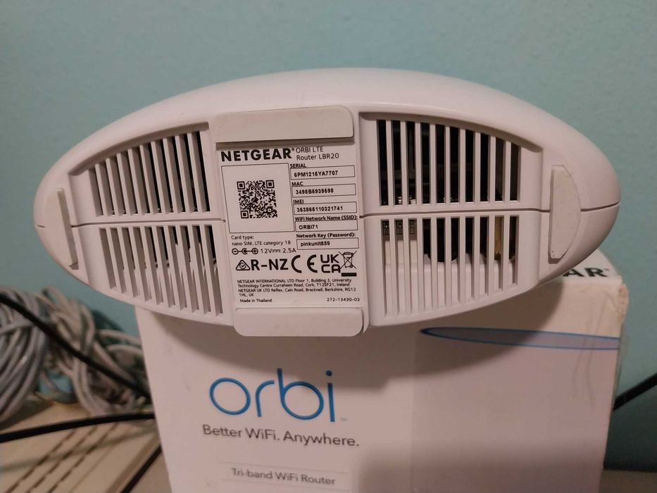Netgear Orbi LBR20 router na kartę SIM