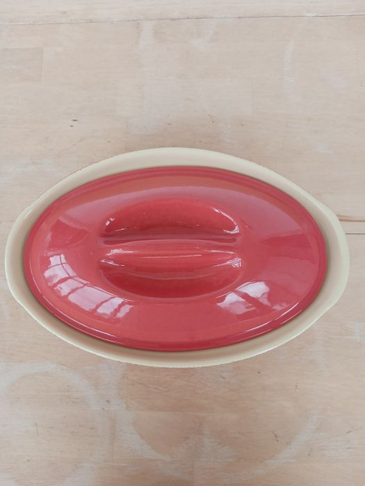 Terrina Design moderno e elegante em Grés