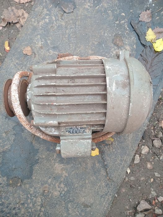 Продам электродвигателя, насос.