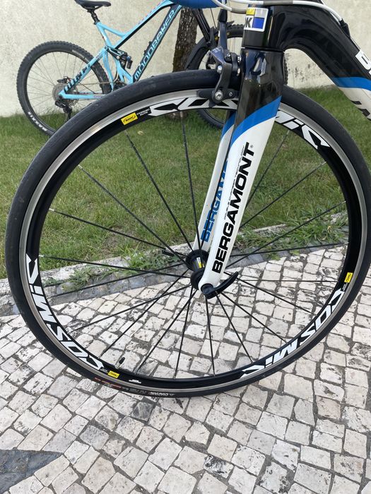 Bicicleta bergamont full carbon mais equipamento