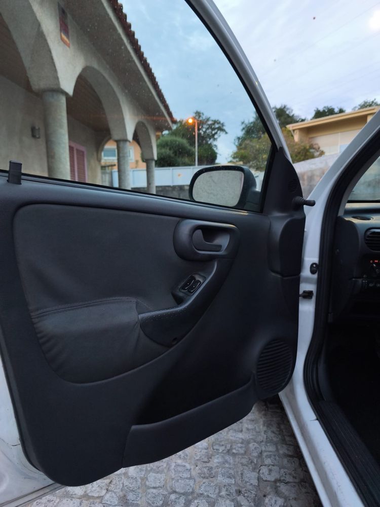 Opel corsa C 1.7DTI 2002 ISUZO