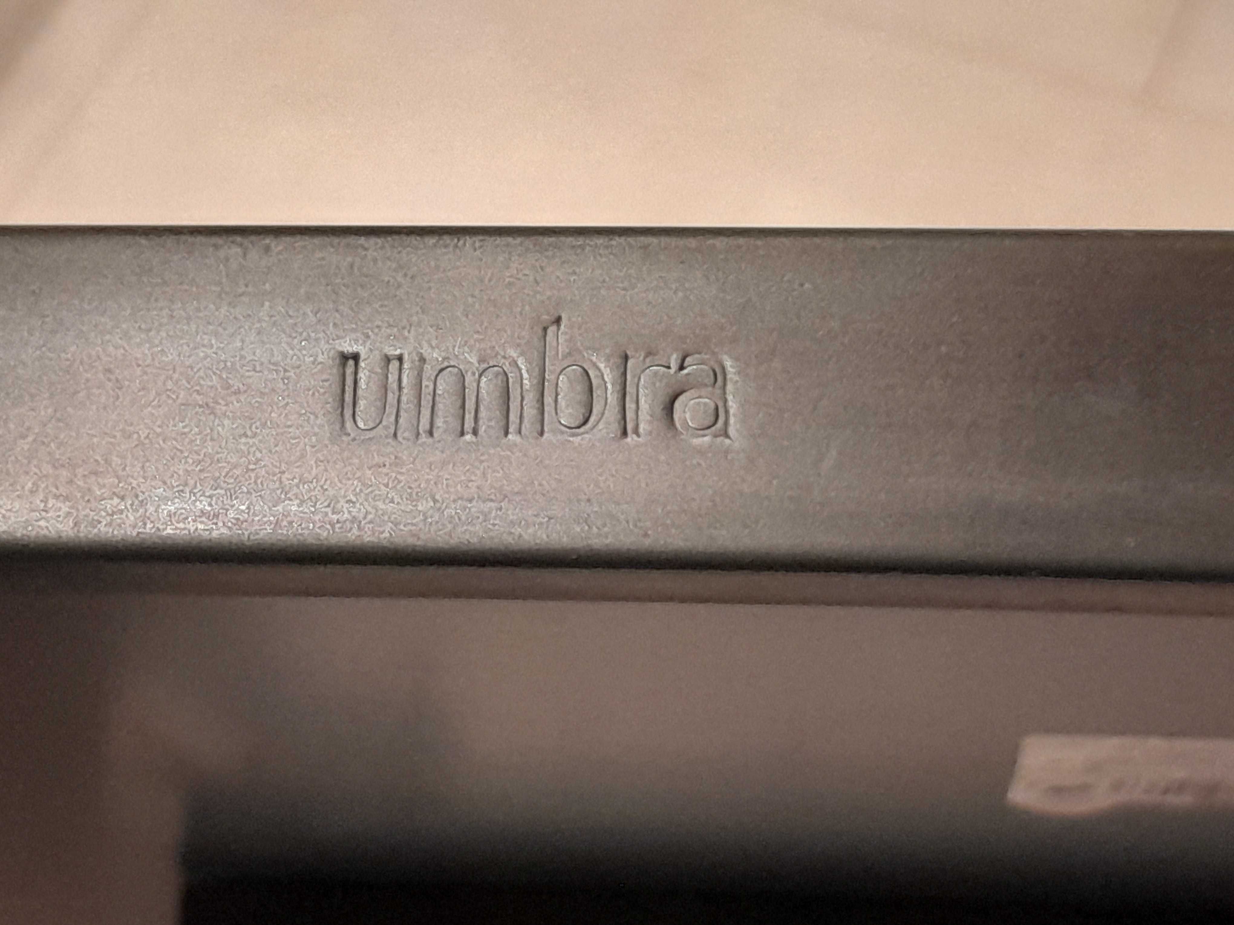 Lustro wiszące UMBRA Hub 61 x 91 czarne nowe  zwrot outlet