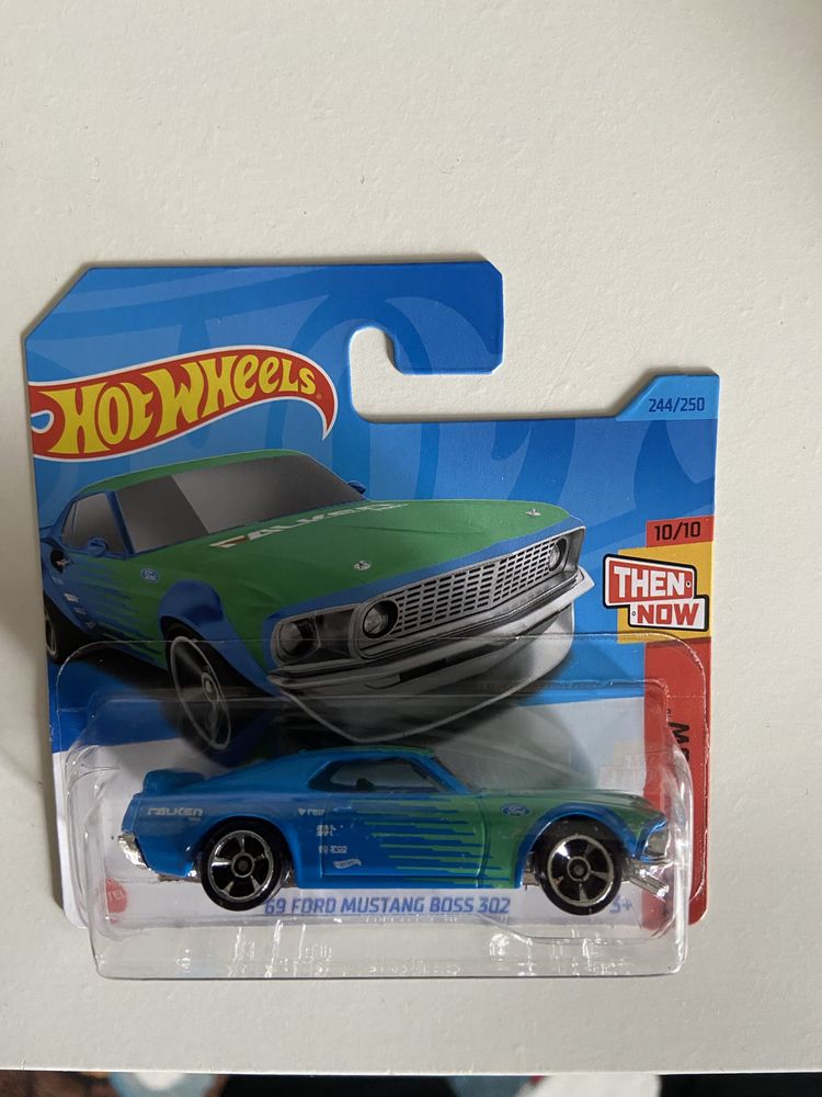 Hot wheels ford mustang boss