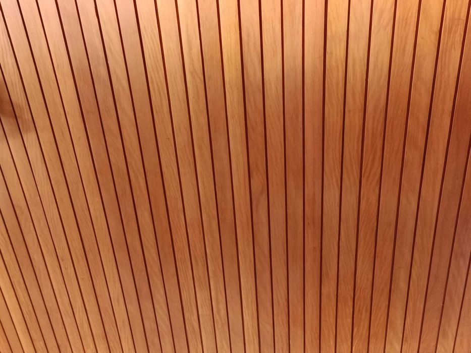 Teto falso em madeira