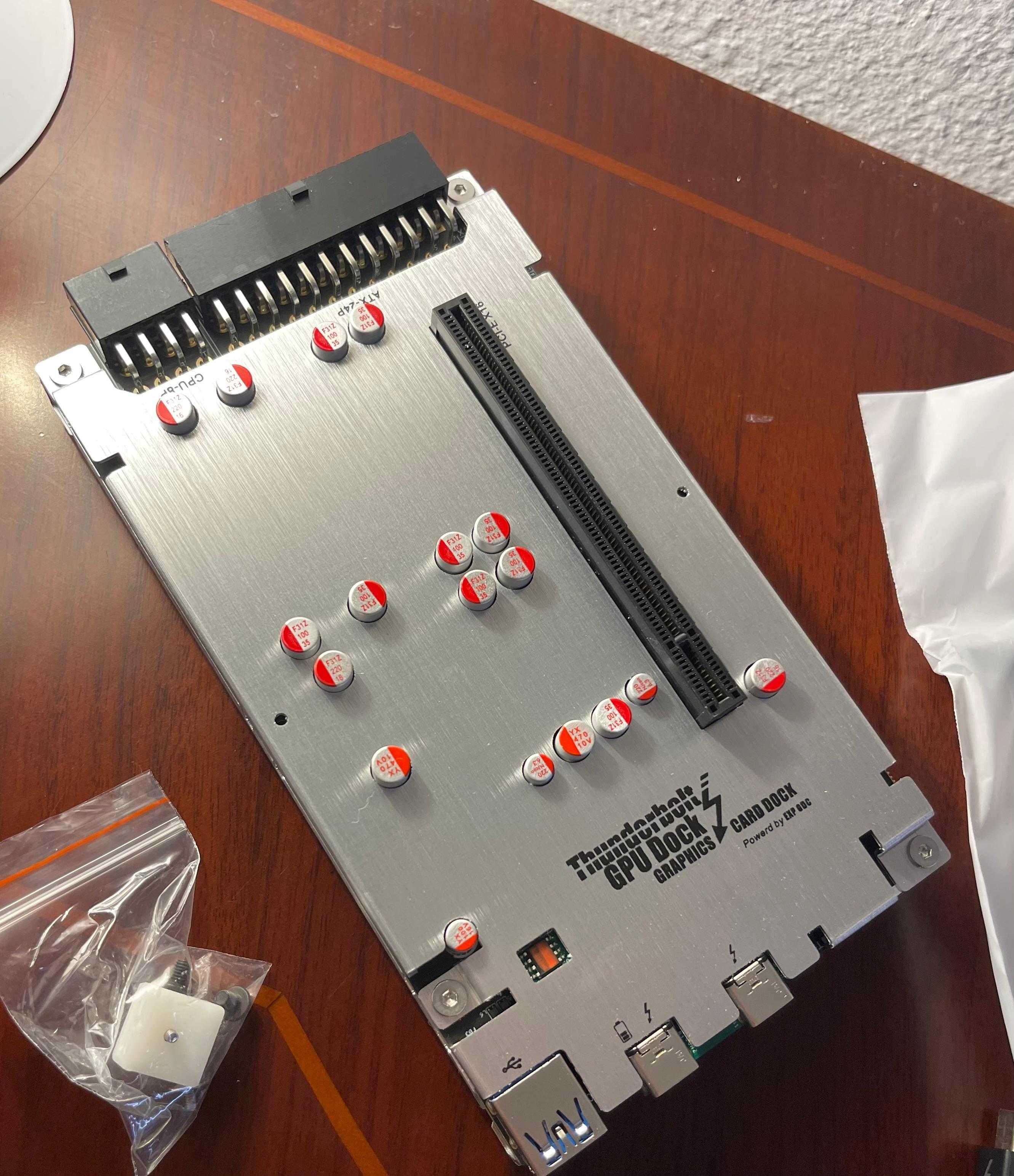 Placa grafica thunderbolt TH3P4G3 - Novo, nunca usado!