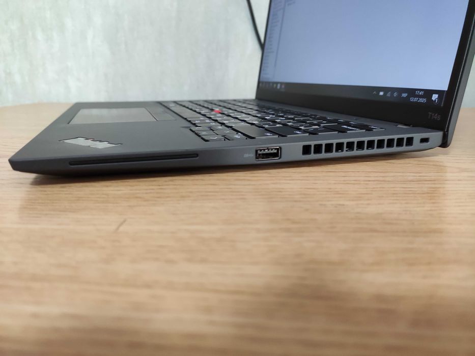 14" Lenovo ThinkPad T14s GEN 3 i7-1270P 16/256GB SSD TOUCH