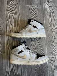 Баскетбольные кроссовки nike air Jordan 1 mid metalic silver размер 41