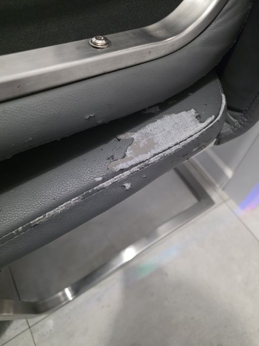 Krzesła. Salon. polecam!!!