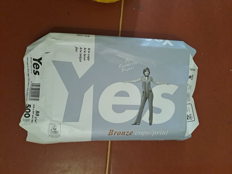 Продам бумагу а4