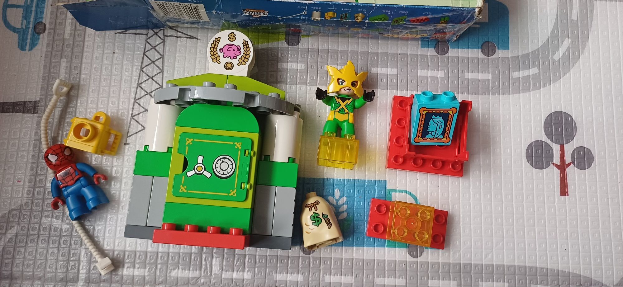Lego duplo spiderman i electro 10893