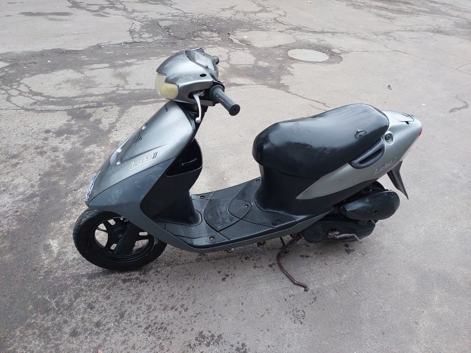 Скутер сузукі летс2