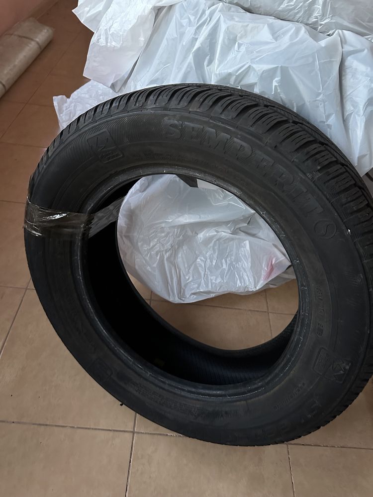 Зимова гума 205/60 R16