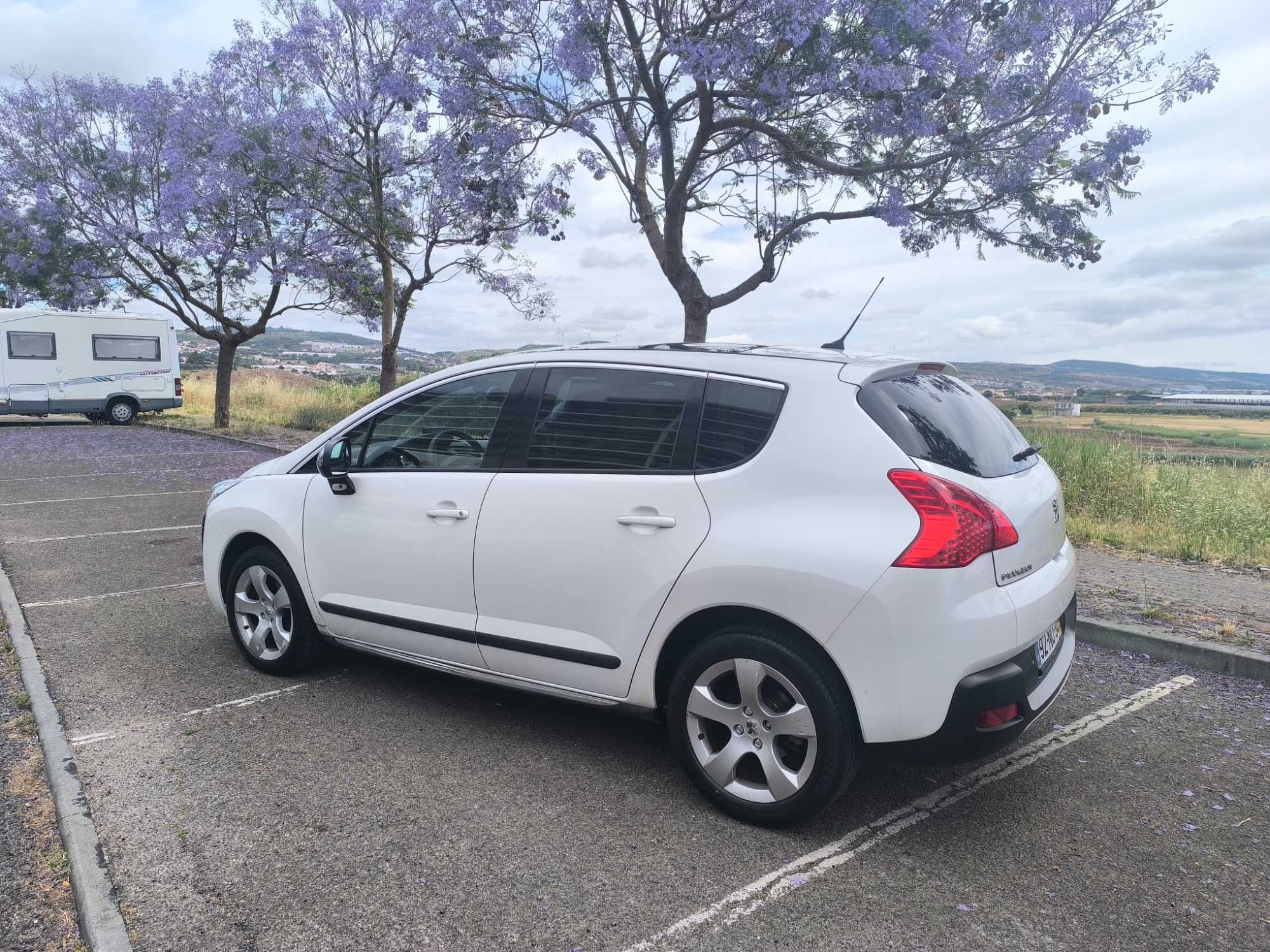 Peugeot 3008 Allure 1.6 HDI 2013 • Nacional • GPS • Teto Panorâmico