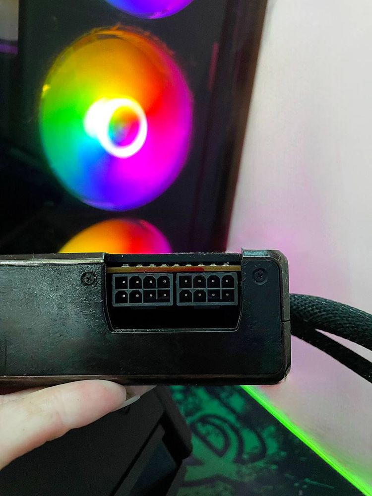 Відеокарта R9 Fury X