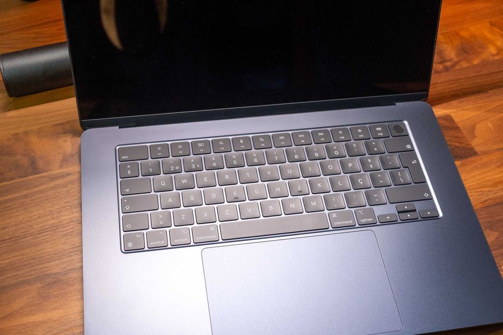 MacBook Air M2 – 15” / 16GB RAM / 512GB SSD - COMO NOVO