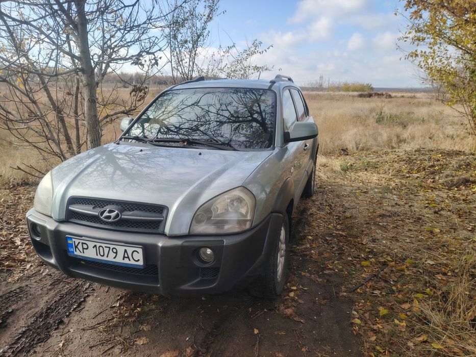 Продам туксон 2.0 дизель