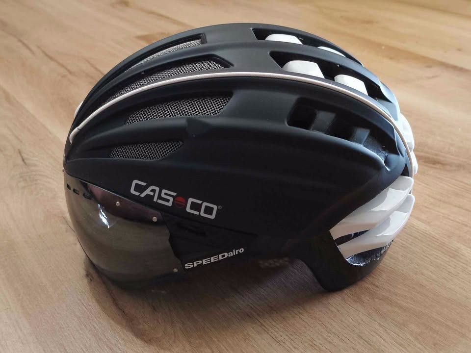 Capacete Aero "CasCo SPEEDairo" C/Óculos integrados "Novo"