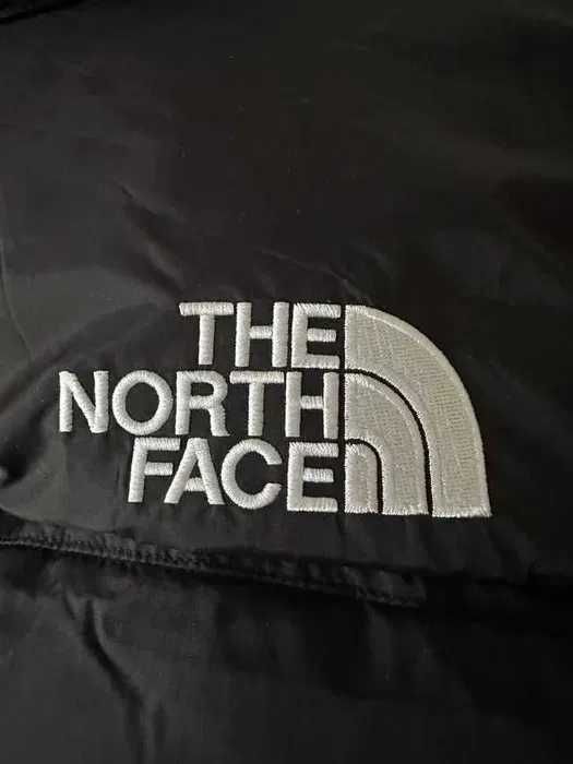 Nuptse 1996 retro M The North Face czarna kurtka