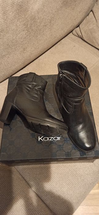 Botki damskie Kazar czarne 37 wkł. 24