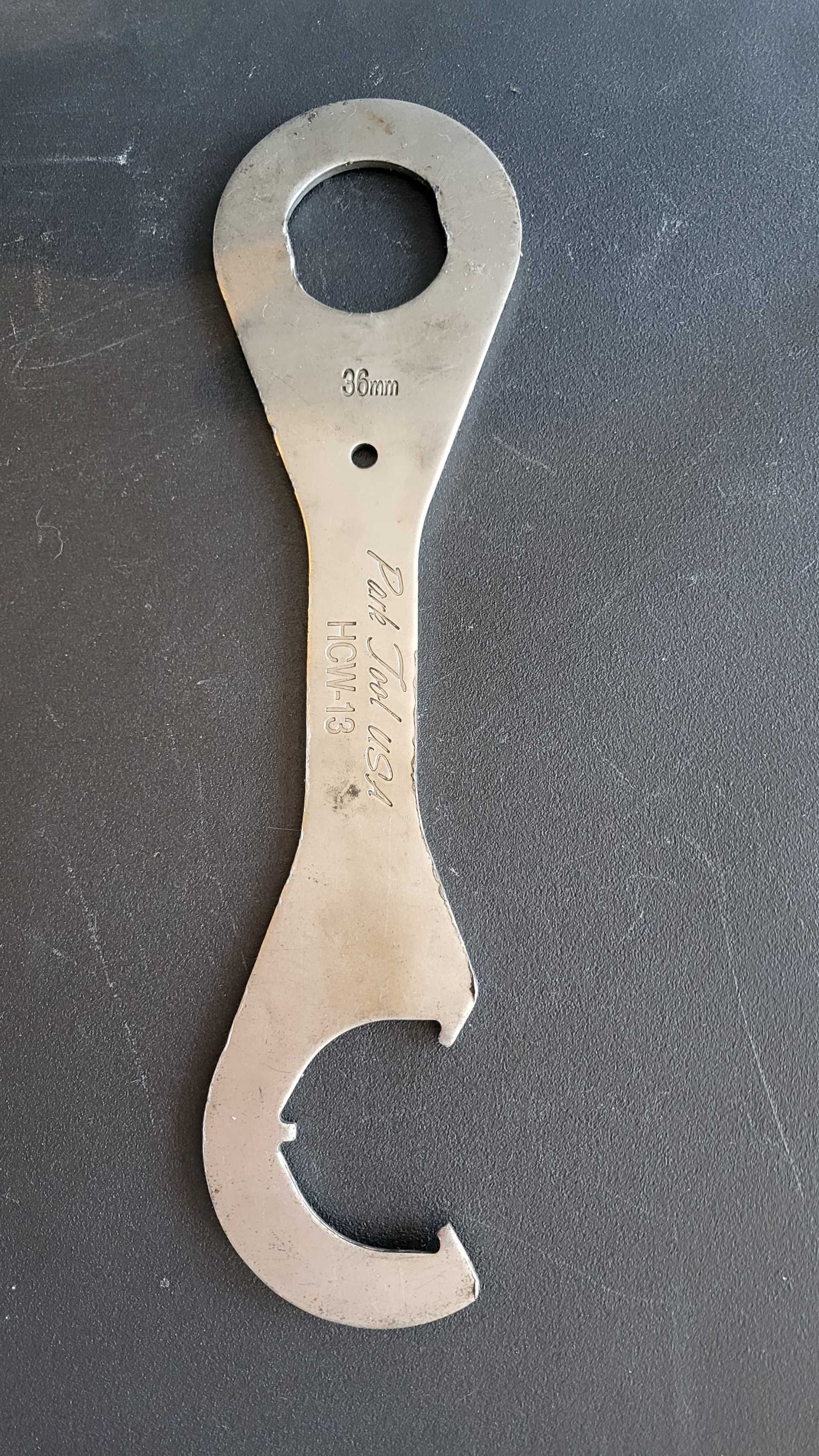 Klucz  PARKTOOL HCW-13  do suportu