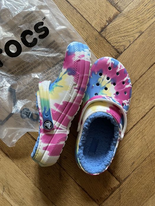 Оригінальні сандалі crocs j4