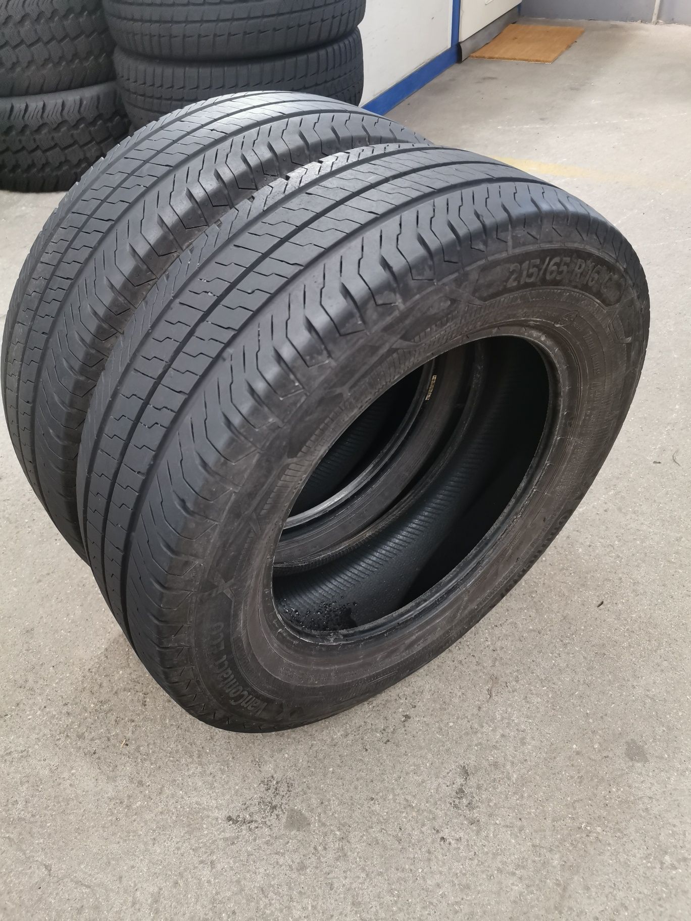 Para opon 215/65R16c Continental VanContact Eco
