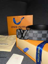 Louis Vuitton Initiales Reversible Belt M9808