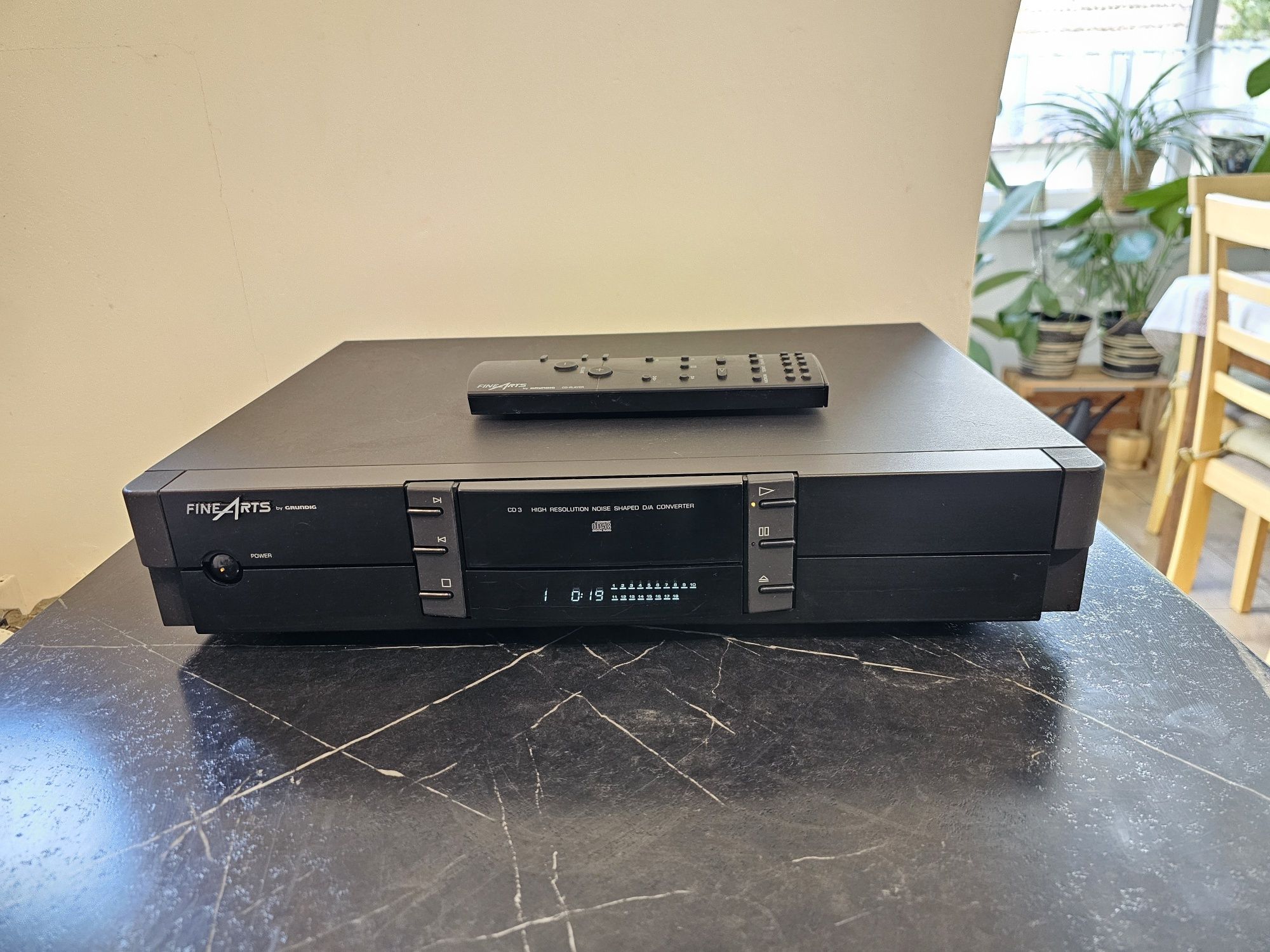 Odtwarzacz CD Grundig FineArts CD 3 pilot