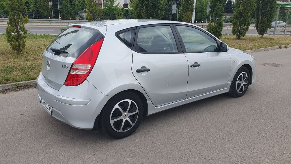 Hyundai i30 2011r. 1.4 Benzyna/LPG 109KM. Polski salon. Bezwypadkowy.