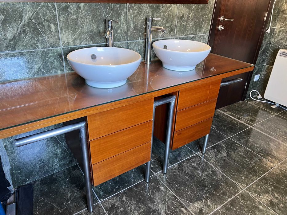Móvel WC Cerejeira + 2 Lavatórios + 2 torneiras