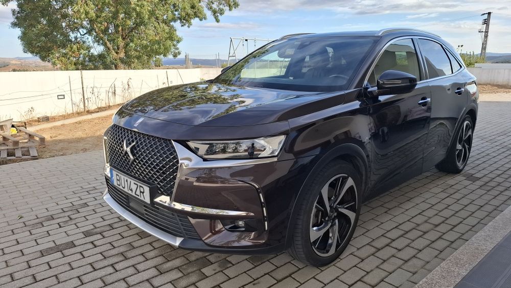 DS7 Crossback E-Tense GrandChic Hybrid