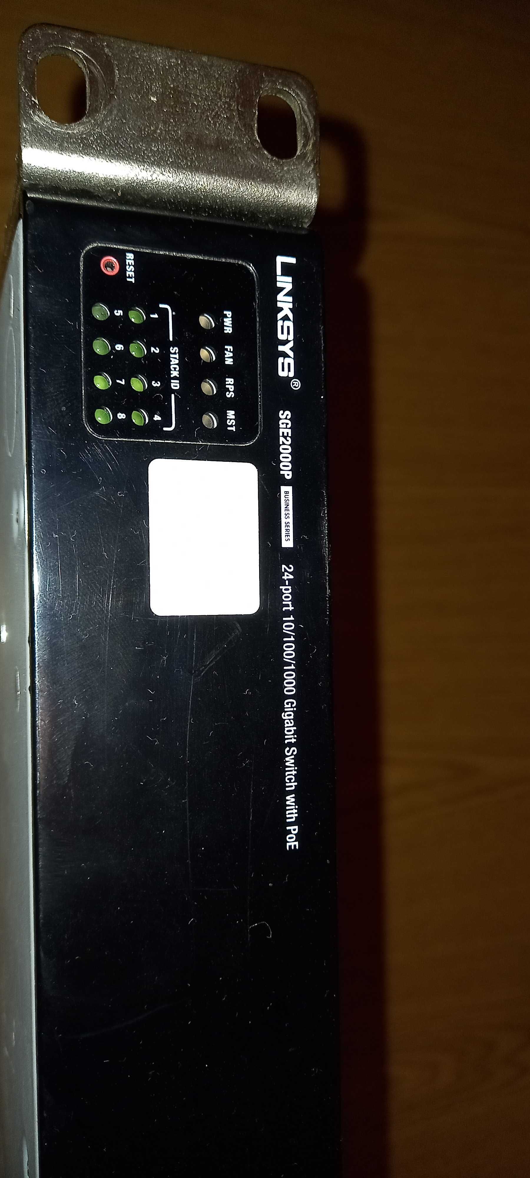 Equipamentos de Rede Switch CISCO e Linksys (Como Novo)