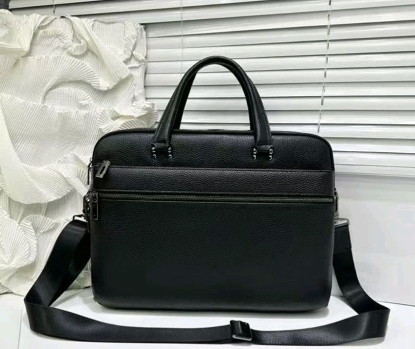 Чоловіча шкіряна сумка для ноутбука і документів