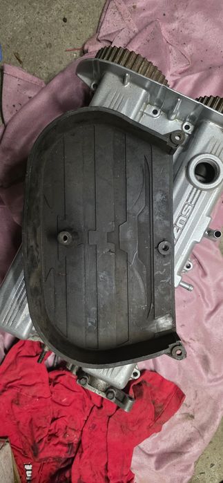 Głowica suzuki swift GTI 101km G13B