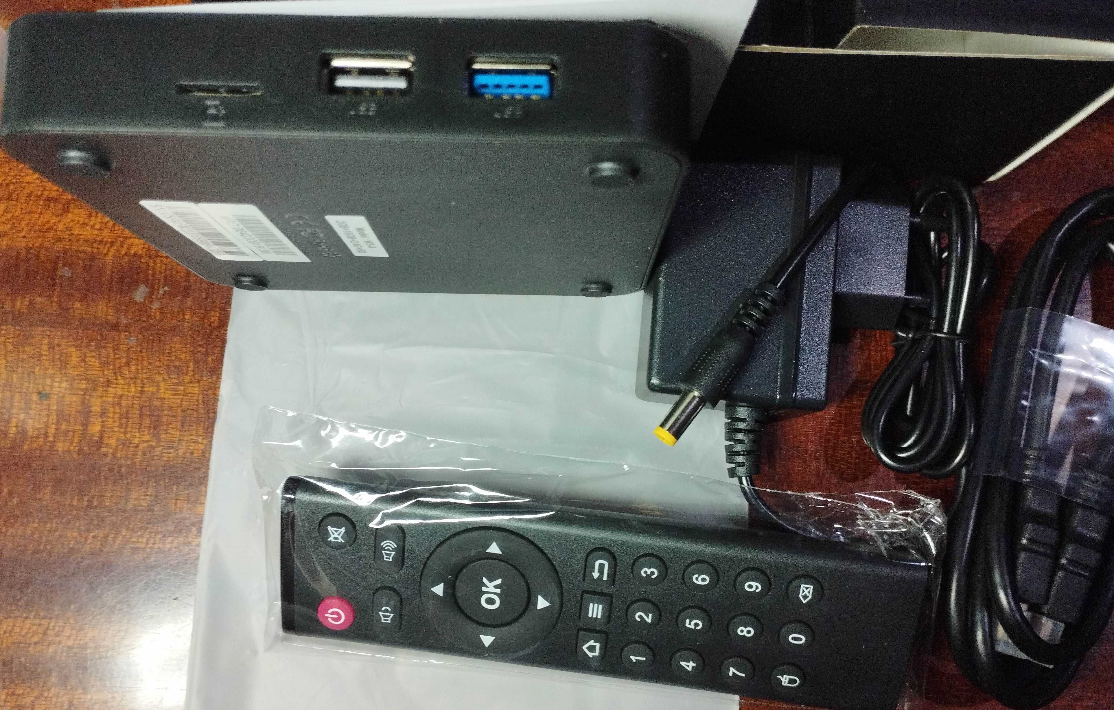 Смарт бокс Smart box ТВ приставка Tanix W2 2/16 ГБ на Android 11