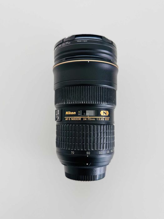 Nikon D700 + Lente Nikon 24-70mm f/2.8 + Flash Nikon SB-800