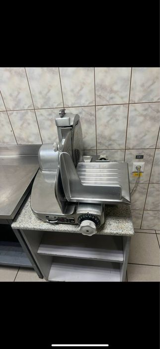 Слайсер     100€