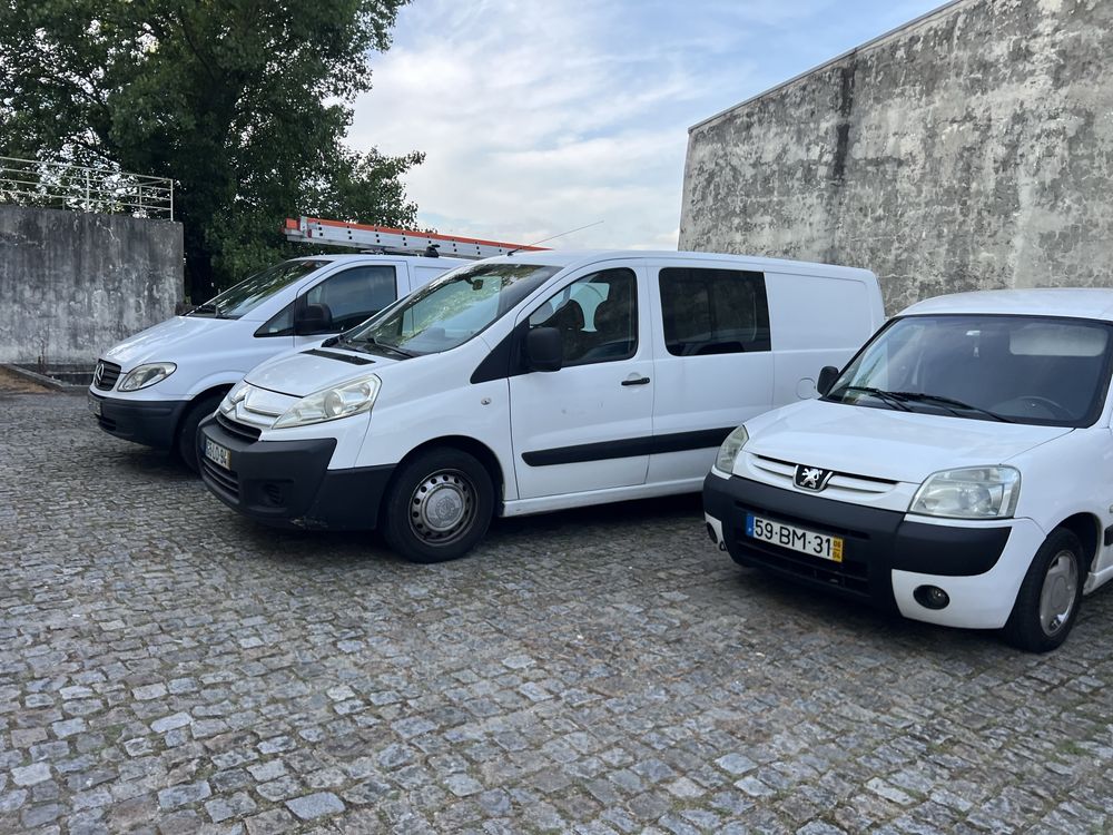 Alugo carrinha c/s motorista